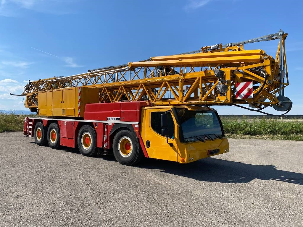 Liebherr MK 88 Certificat CE / 1er Main endommagée - Self-erecting tower crane: picture 3 Liebherr MK 88 Certificat CE / 1er Main endommagée - Self-erecting tower crane: picture 3