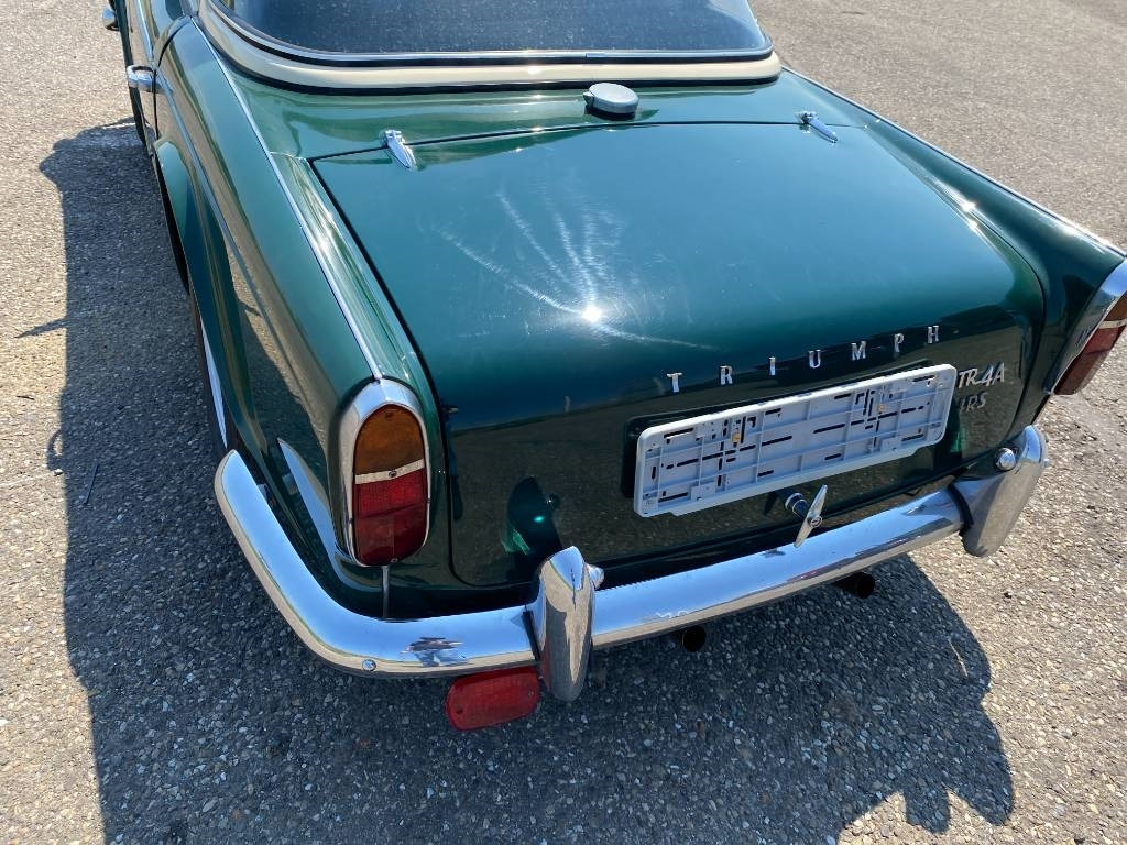 Car Triumph TR4-A + Hard Top / OldTimer endommagé: picture 31