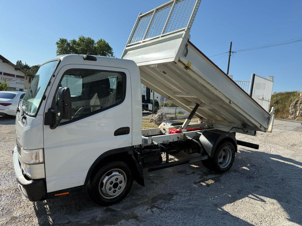 Mitsubishi Fuso Canter 3C15 - Tipper van: picture 1 Mitsubishi Fuso Canter 3C15 - Tipper van: picture 1