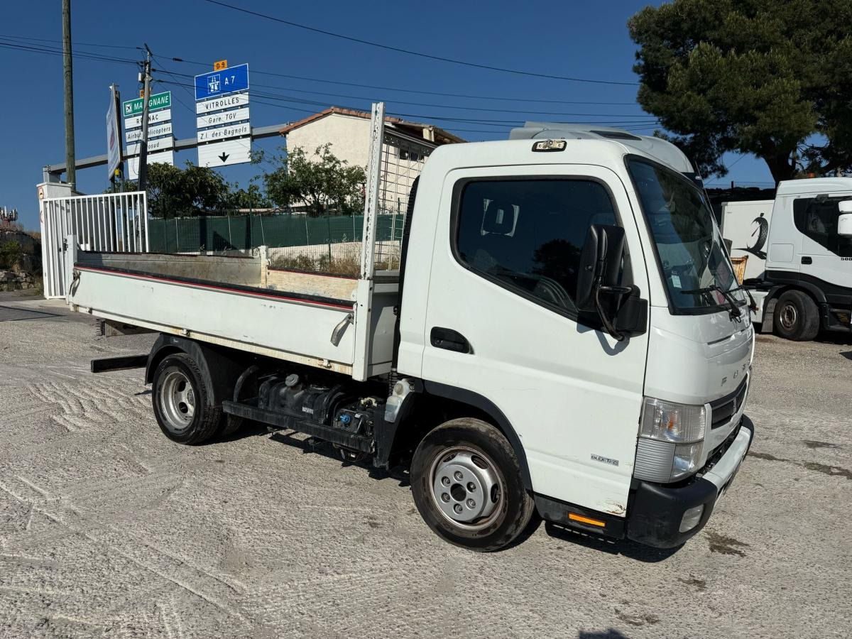 Mitsubishi Fuso Canter 3C15 - Tipper van: picture 3 Mitsubishi Fuso Canter 3C15 - Tipper van: picture 3