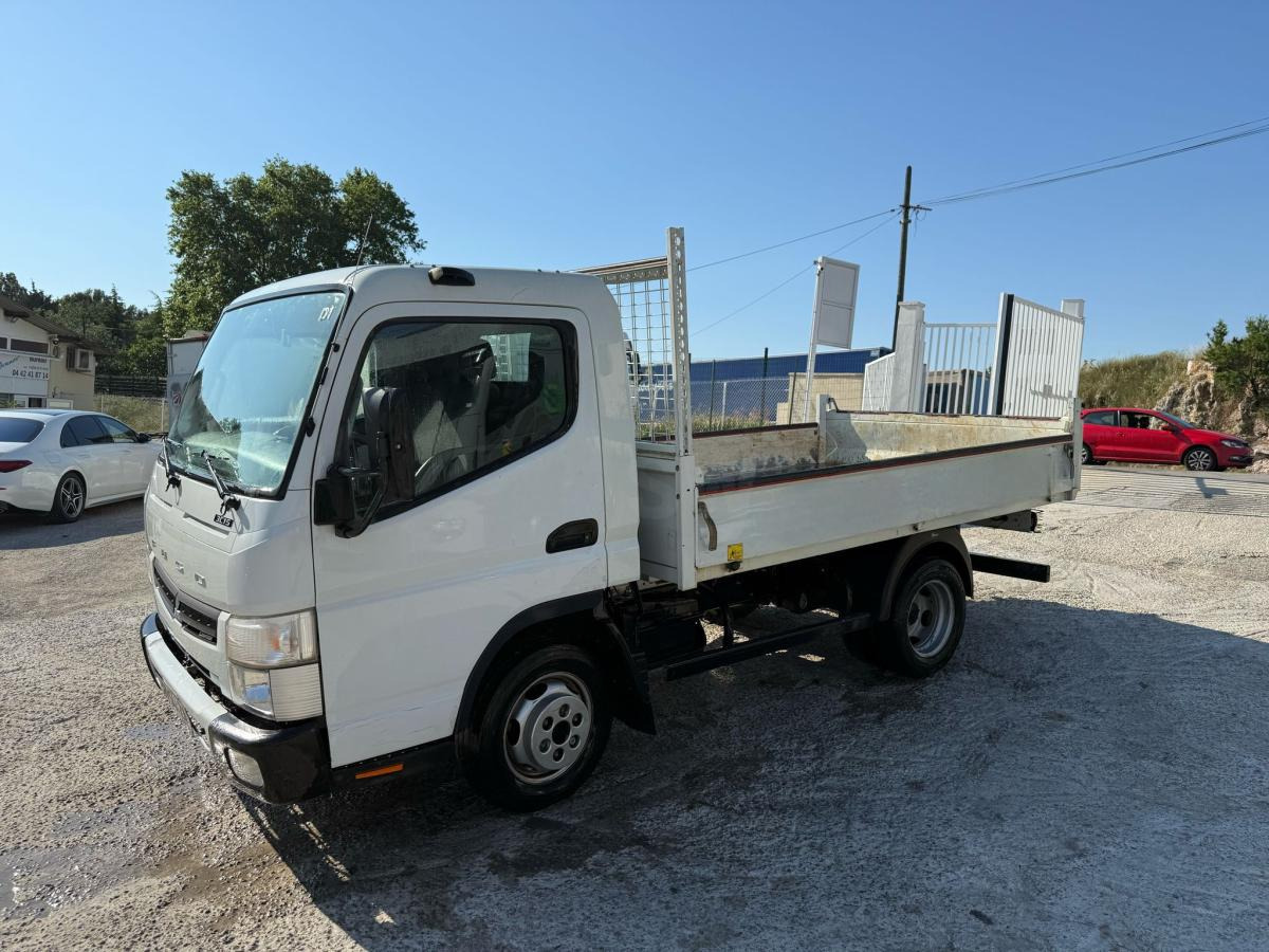 Mitsubishi Fuso Canter 3C15 - Tipper van: picture 4 Mitsubishi Fuso Canter 3C15 - Tipper van: picture 4