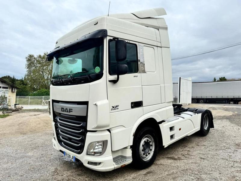 DAF XF 530 - Tractor unit: picture 1 DAF XF 530 - Tractor unit: picture 1