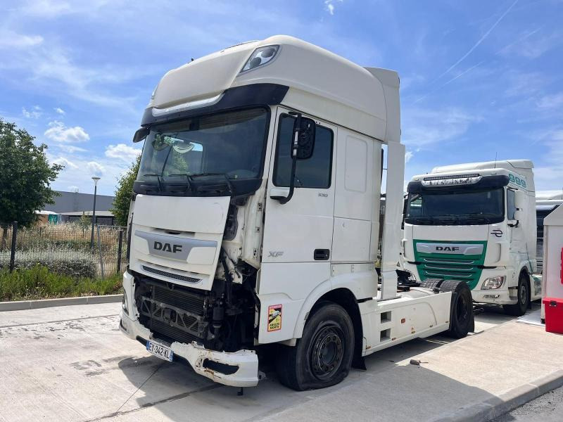 DAF XF 530 - Tractor unit: picture 1 DAF XF 530 - Tractor unit: picture 1