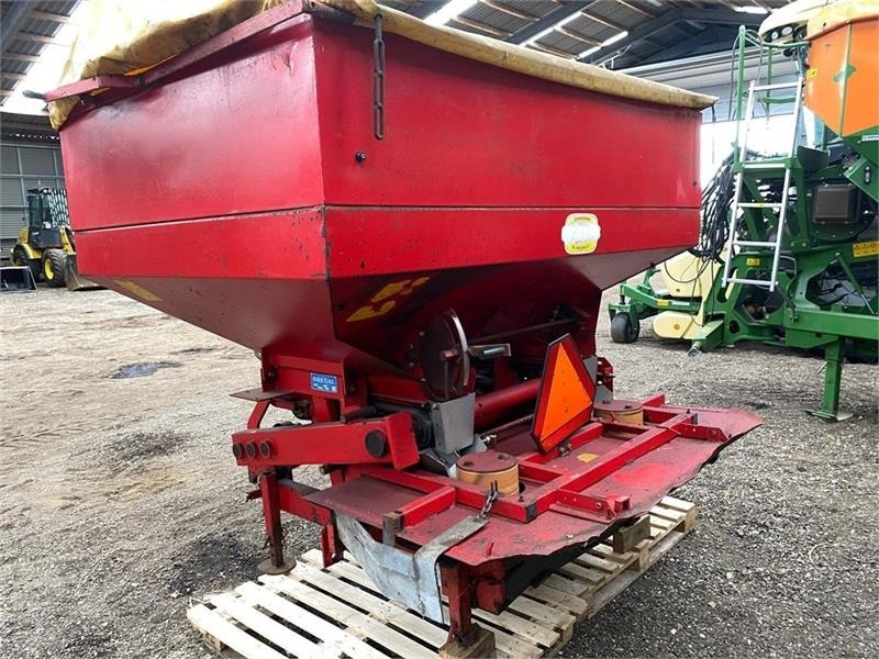 Bredal B 2 - Fertilizer spreader: picture 3 Bredal B 2 - Fertilizer spreader: picture 3