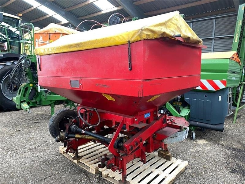 Bredal B 2 - Fertilizer spreader: picture 1 Bredal B 2 - Fertilizer spreader: picture 1