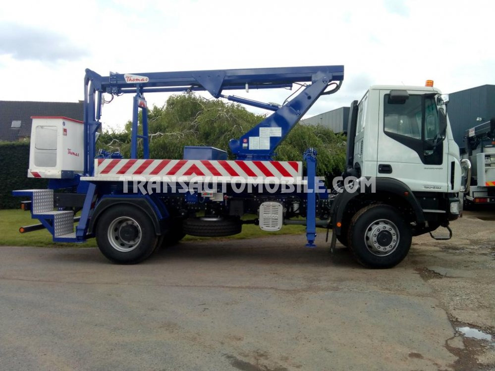 Iveco Eurocargo ML150E24W 5.9L Diesel NACELLE - 4x4 - Truck mounted aerial platform: picture 5 Iveco Eurocargo ML150E24W 5.9L Diesel NACELLE - 4x4 - Truck mounted aerial platform: picture 5