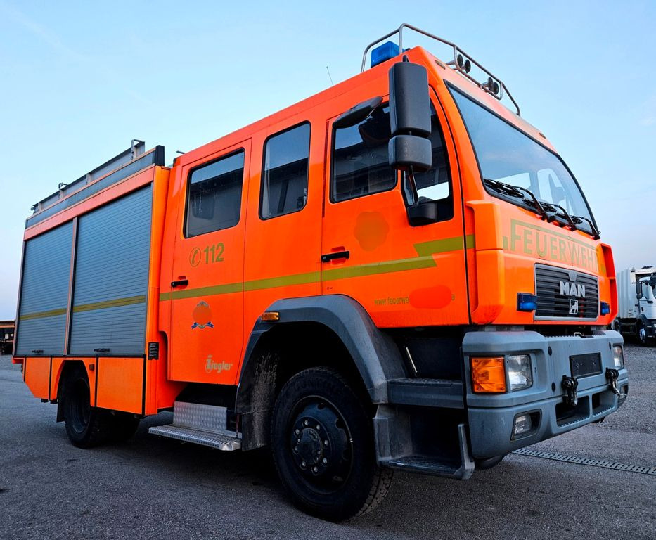 MAN 14.224 L80 4x4 Feuerwehr LF16 Ziegler - Fire truck: picture 4 MAN 14.224 L80 4x4 Feuerwehr LF16 Ziegler - Fire truck: picture 4