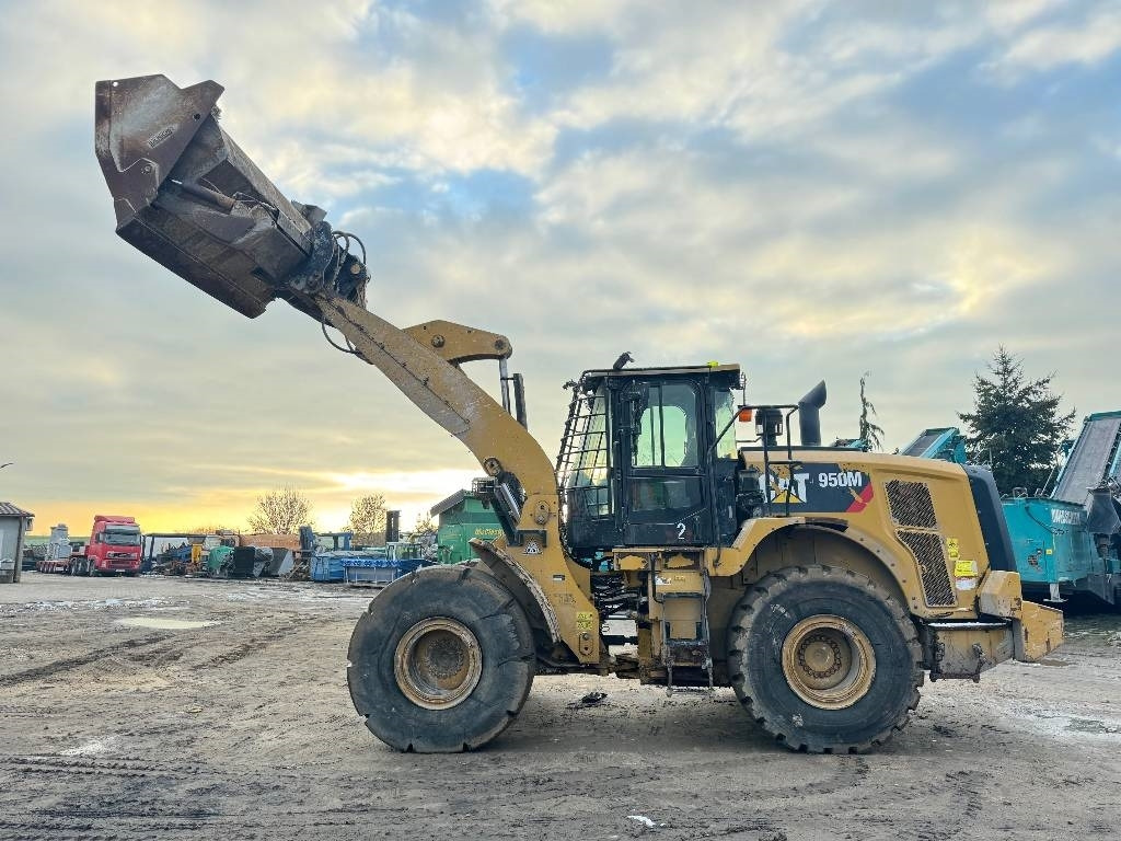 CAT 950M HighLift  - Wheel loader: picture 1 CAT 950M HighLift  - Wheel loader: picture 1