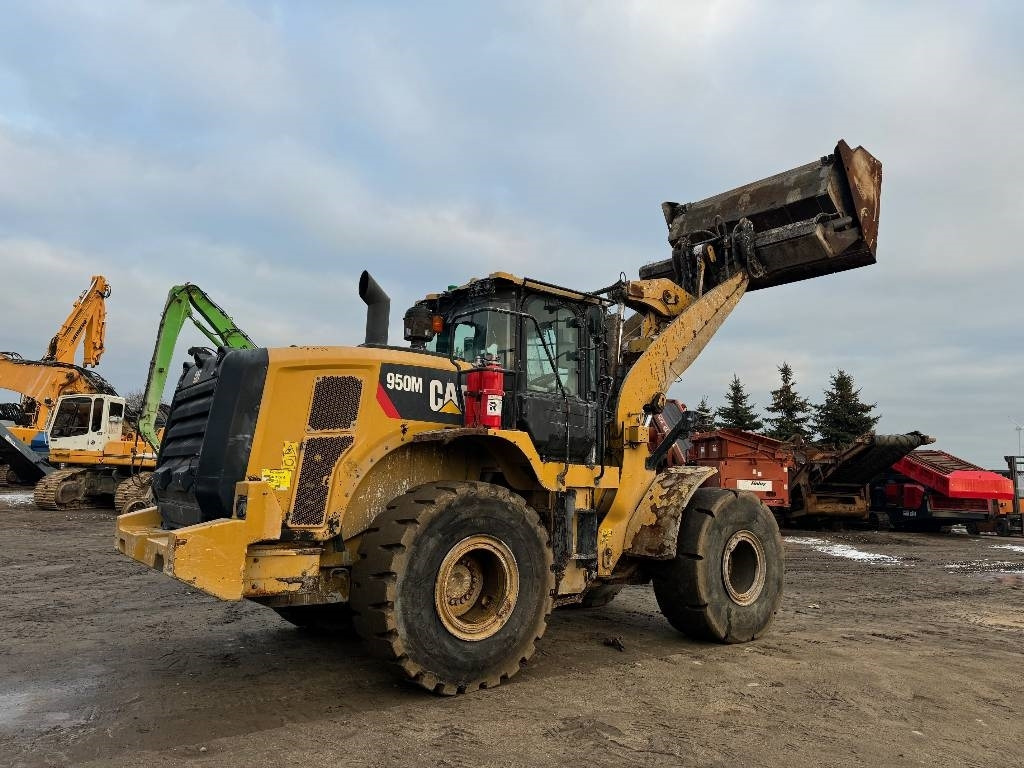 CAT 950M HighLift  - Wheel loader: picture 3 CAT 950M HighLift  - Wheel loader: picture 3