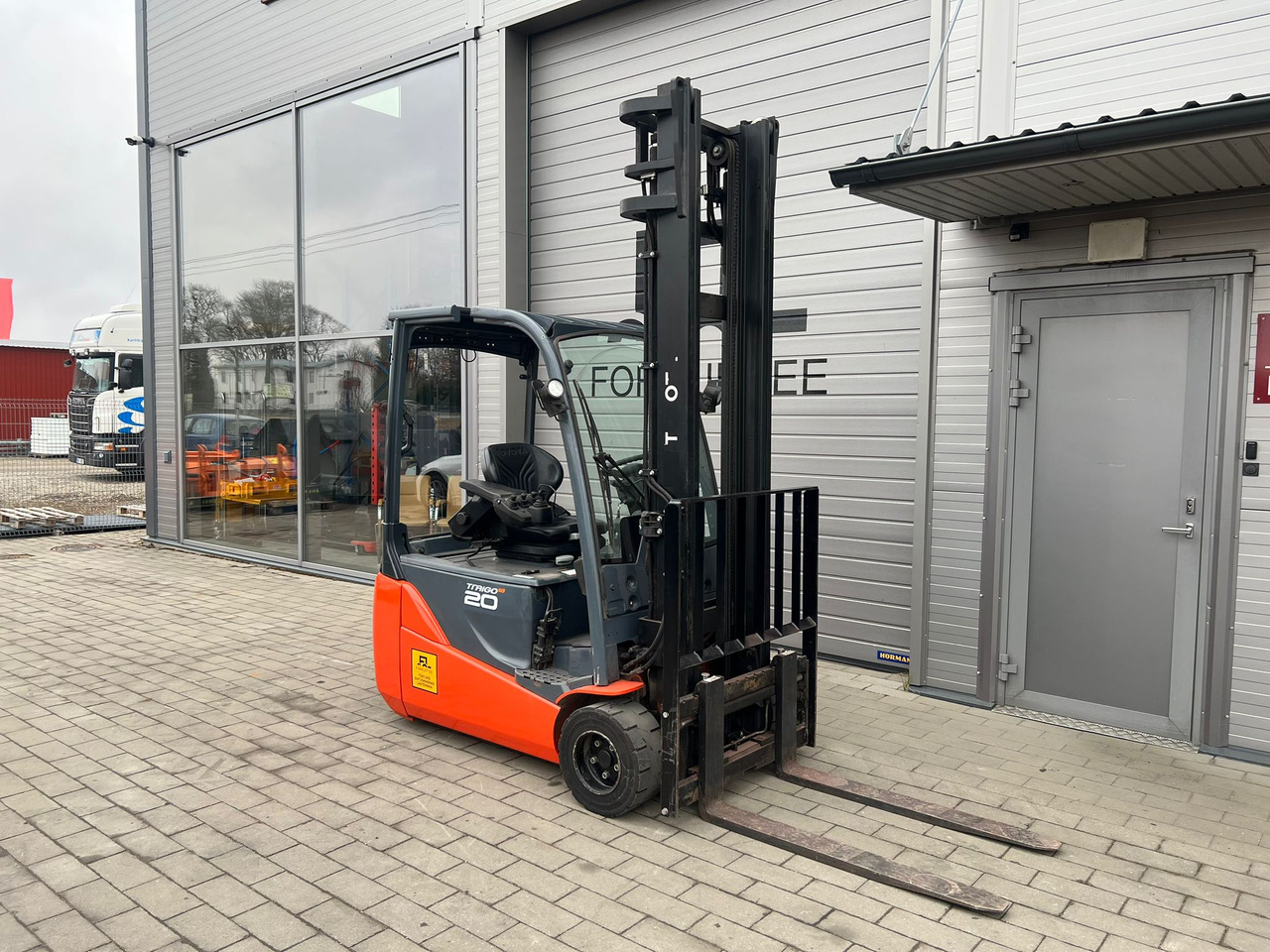 Toyota 8FBE20T - Electric forklift: picture 4 Toyota 8FBE20T - Electric forklift: picture 4