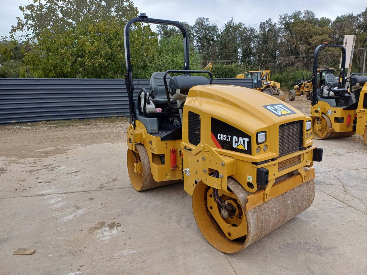 CAT CB2.7LRC - Road roller: picture 2 CAT CB2.7LRC - Road roller: picture 2