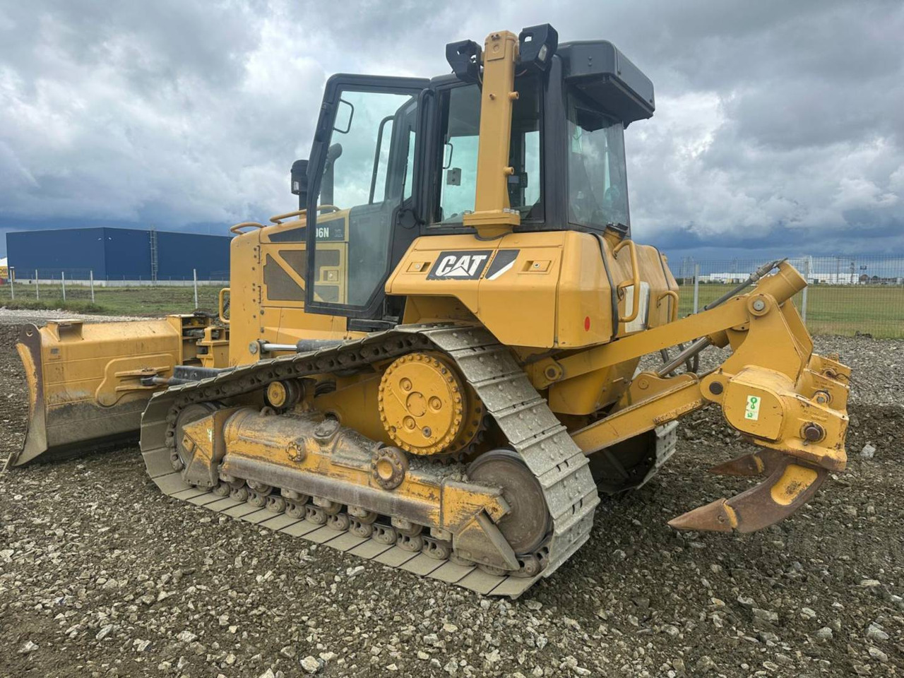 CAT D6NXL - Bulldozer: picture 4 CAT D6NXL - Bulldozer: picture 4