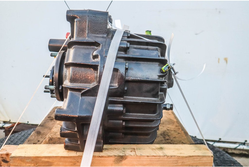 MAN VG172 P22-6 81.37000-7411 - Gearbox for Truck: picture 4 MAN VG172 P22-6 81.37000-7411 - Gearbox for Truck: picture 4