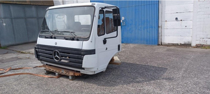 Mercedes-Benz SK KABINE KORT - Cab and interior for Truck: picture 3 Mercedes-Benz SK KABINE KORT - Cab and interior for Truck: picture 3