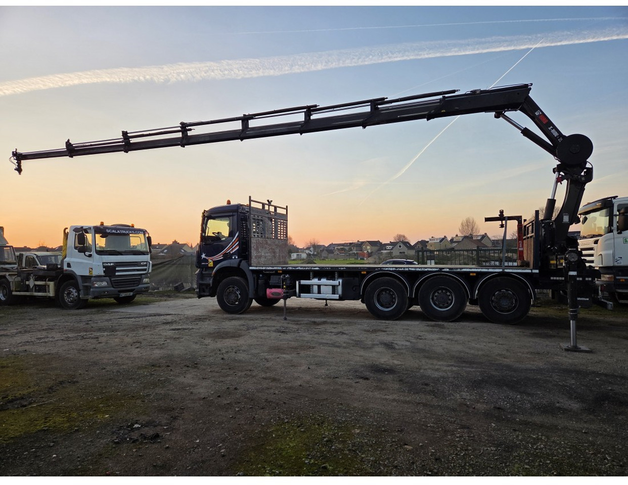 Dropside/ Flatbed truck, Crane truck Mercedes Arocs 3240 8x4 Open Truck Crane HIAB X-HIDUO 258 E-7 7 extensions: picture 6