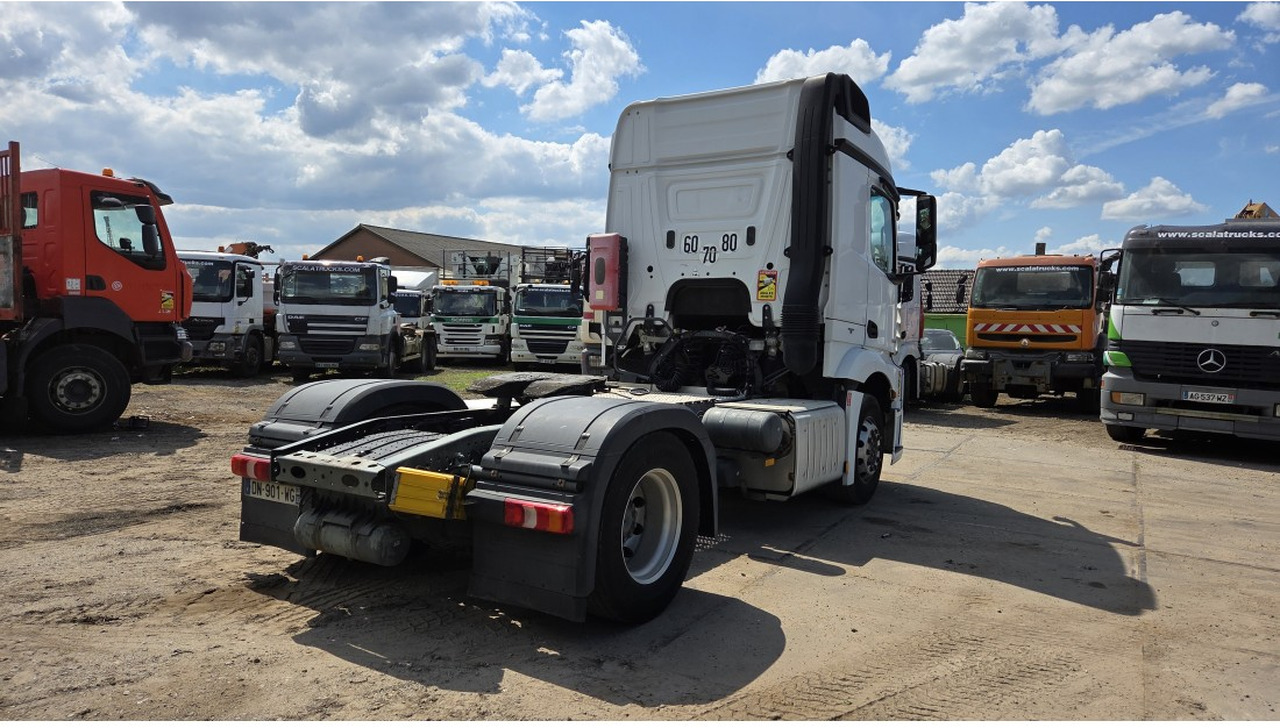 Mercedes Actros 1843 4X2 StreamSpace Retarder Parking Air conditioning PTO - Tractor unit: picture 2 Mercedes Actros 1843 4X2 StreamSpace Retarder Parking Air conditioning PTO - Tractor unit: picture 2