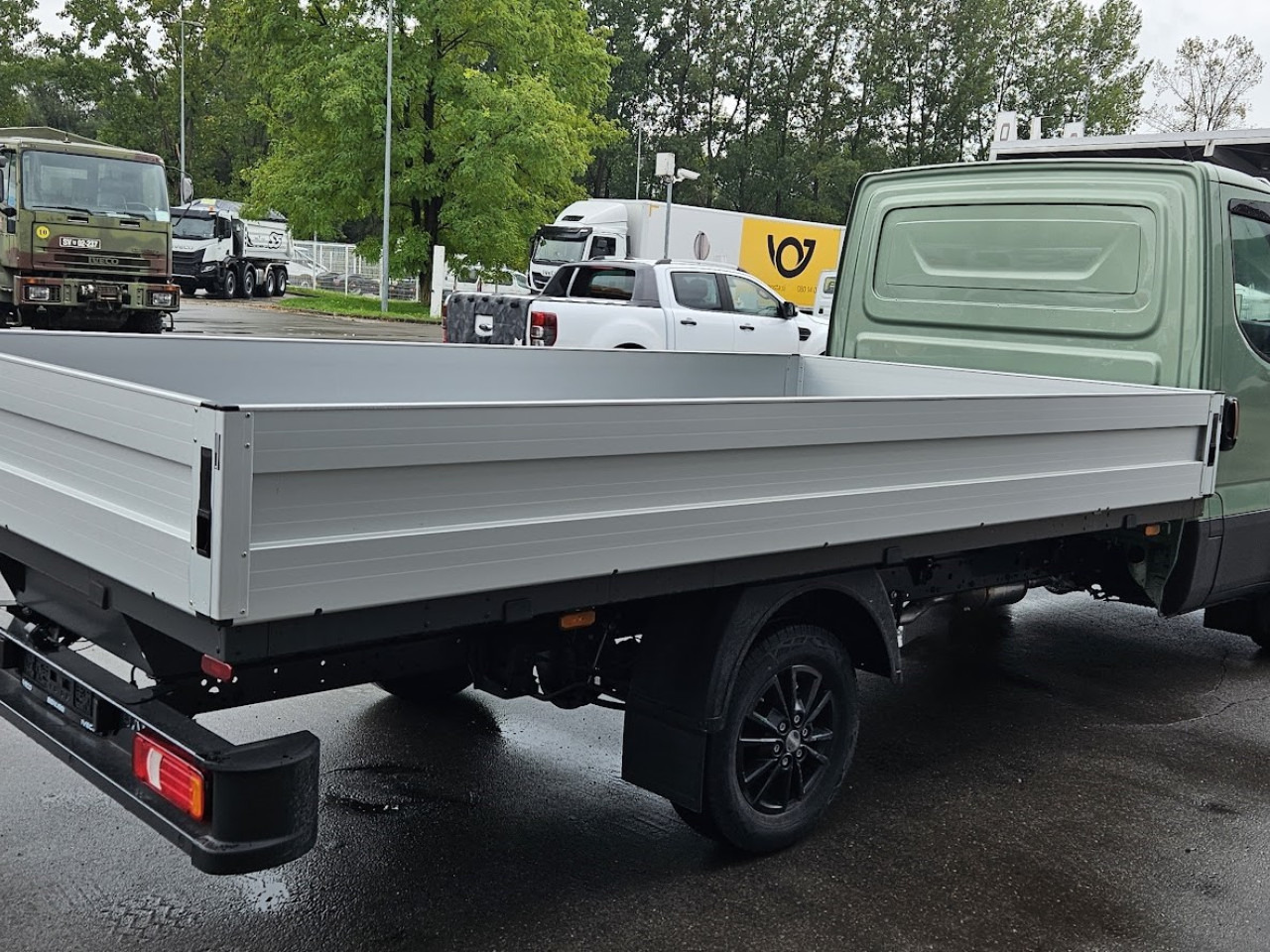 IVECO Daily 35S14A8 - Panel van: picture 4 IVECO Daily 35S14A8 - Panel van: picture 4