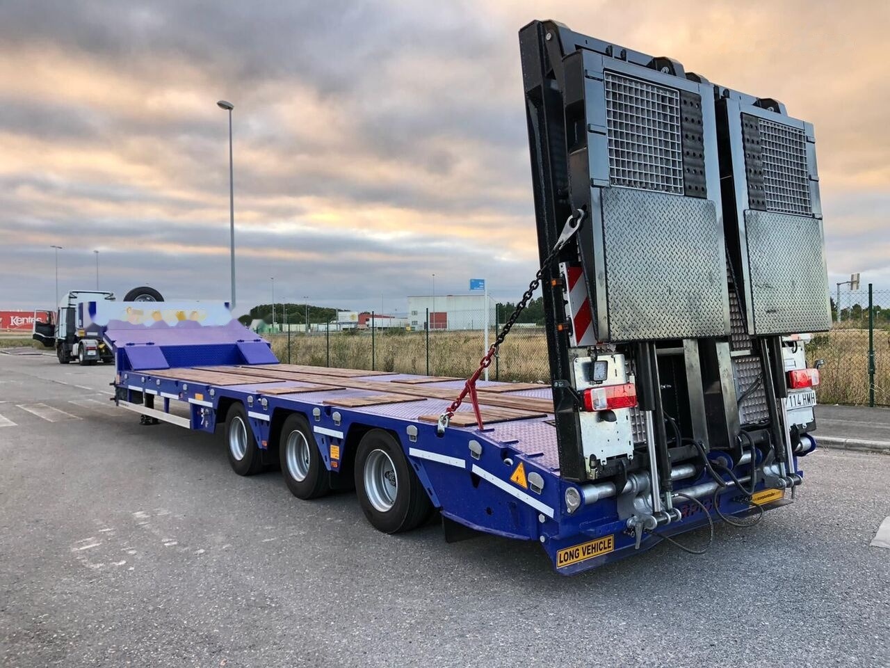 New Low loader semi-trailer Scorpion Trailer 2024 SEMI TRAILER LOWBED: picture 6