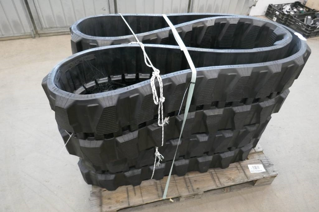 Rubber Tracks, 400x72,5x74W - Track for Construction machinery: picture 2 Rubber Tracks, 400x72,5x74W - Track for Construction machinery: picture 2