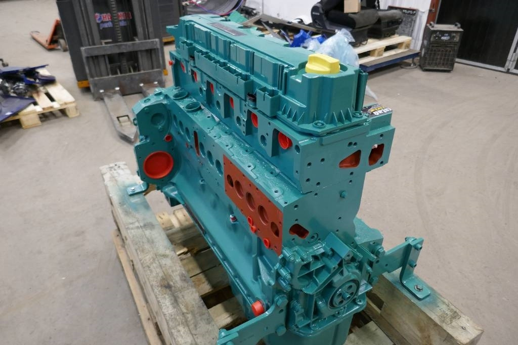 Volvo D6J - Engine for Construction machinery: picture 5 Volvo D6J - Engine for Construction machinery: picture 5