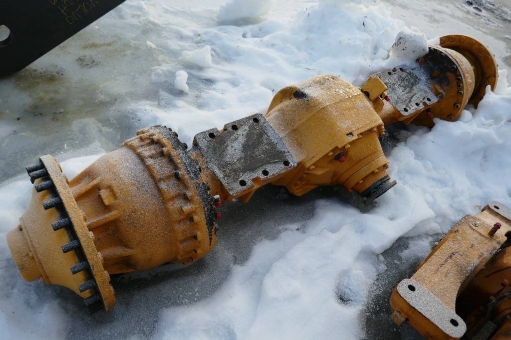 Volvo L180 HL Framaxel, voe56000 - Axle and parts for Construction machinery: picture 1 Volvo L180 HL Framaxel, voe56000 - Axle and parts for Construction machinery: picture 1
