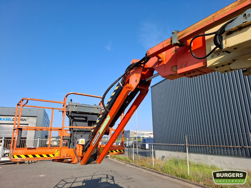 Telescopic boom JLG 660SJ: picture 15