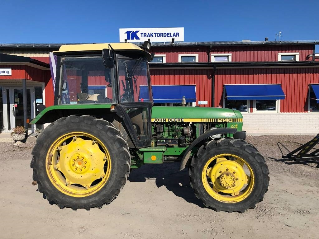 John Deere 2140 Dismantled: only spare parts - Farm tractor: picture 1 John Deere 2140 Dismantled: only spare parts - Farm tractor: picture 1