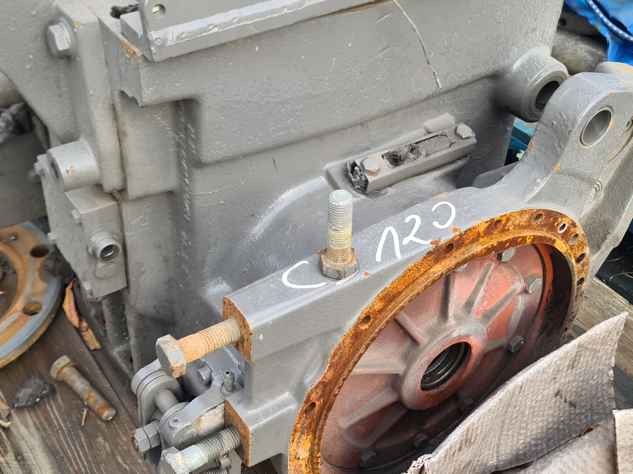 Case CS120 CS 120 Obudowa Centralna Mostu WOM Dyfer Dyferencjał Szyna 1331003301099EHW - Axle and parts for Agricultural machinery: picture 2 Case CS120 CS 120 Obudowa Centralna Mostu WOM Dyfer Dyferencjał Szyna 1331003301099EHW - Axle and parts for Agricultural machinery: picture 2