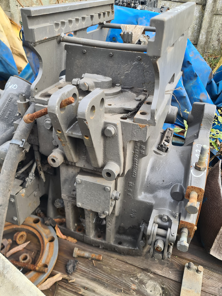 Case CS120 CS 120 Obudowa Centralna Mostu WOM Dyfer Dyferencjał Szyna 1331003301099EHW - Axle and parts for Agricultural machinery: picture 4 Case CS120 CS 120 Obudowa Centralna Mostu WOM Dyfer Dyferencjał Szyna 1331003301099EHW - Axle and parts for Agricultural machinery: picture 4