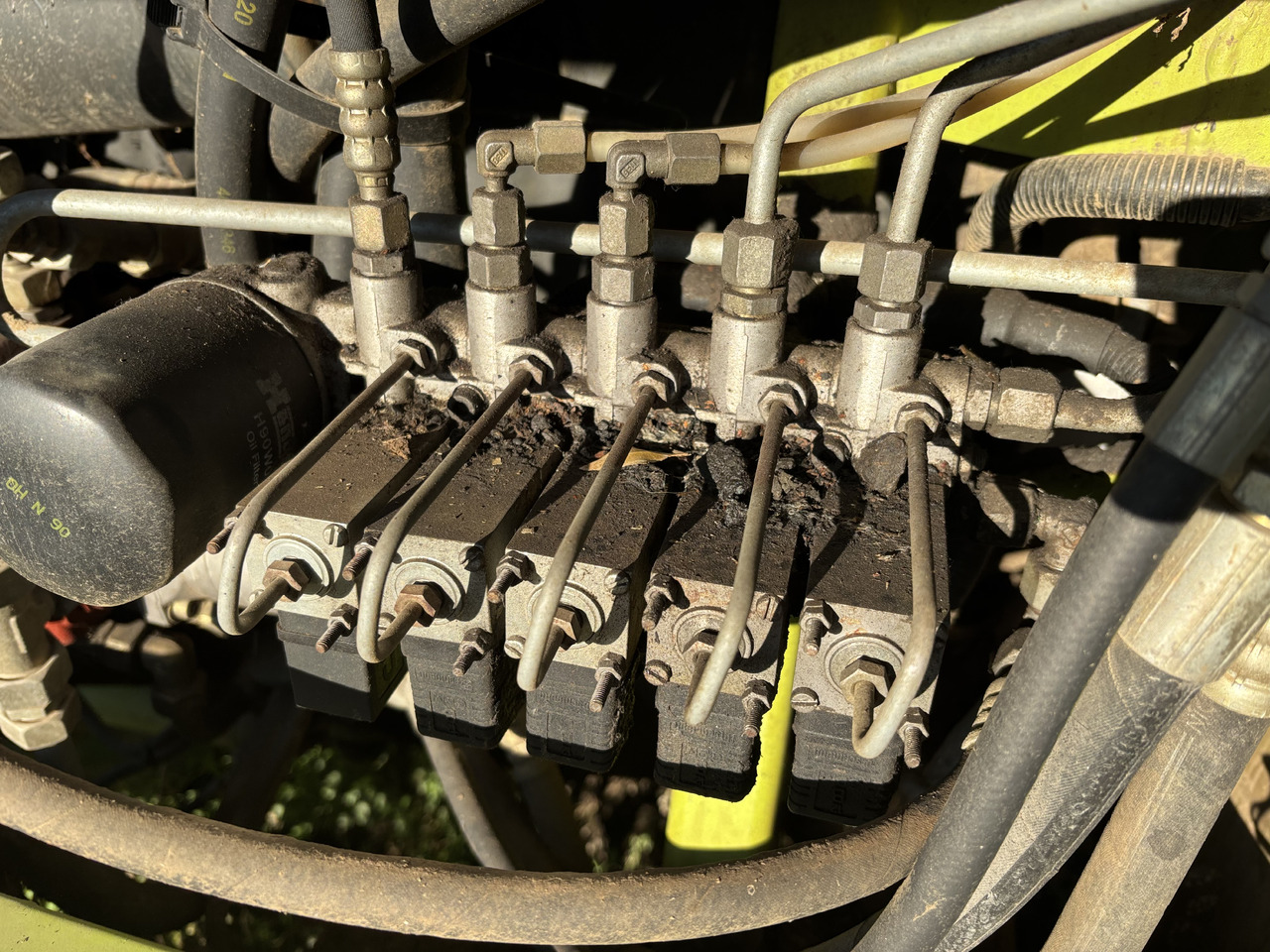 Claas Jaguar 820 840 860 Rozdzielacz hydrauliczny 00 0078 205 0 0000782050 - Hydraulics for Agricultural machinery: picture 1 Claas Jaguar 820 840 860 Rozdzielacz hydrauliczny 00 0078 205 0 0000782050 - Hydraulics for Agricultural machinery: picture 1