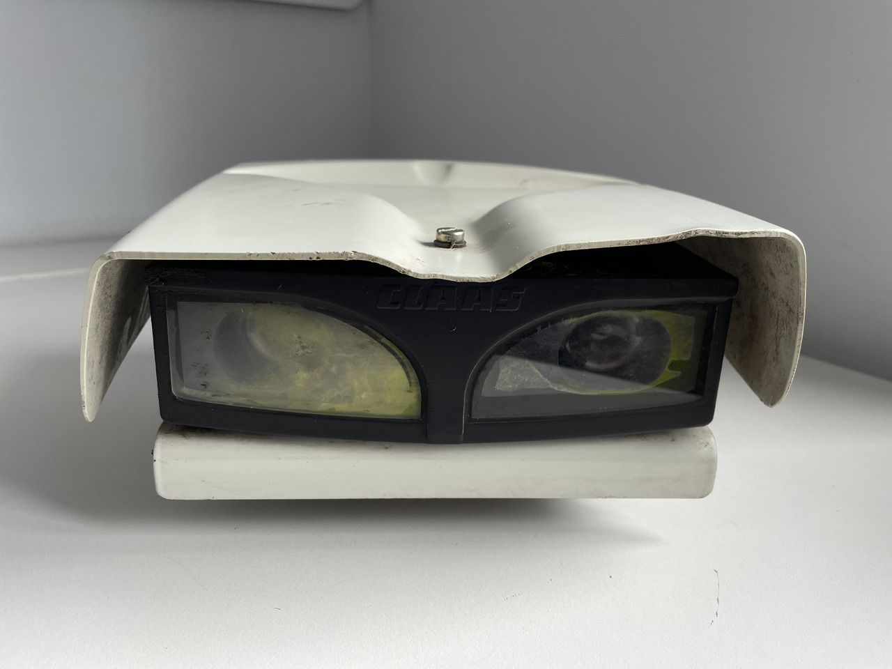 Claas Lexion - Laser Pilot Sensor 0160660 0018116291 - Sensor for Combine harvester: picture 1 Claas Lexion - Laser Pilot Sensor 0160660 0018116291 - Sensor for Combine harvester: picture 1