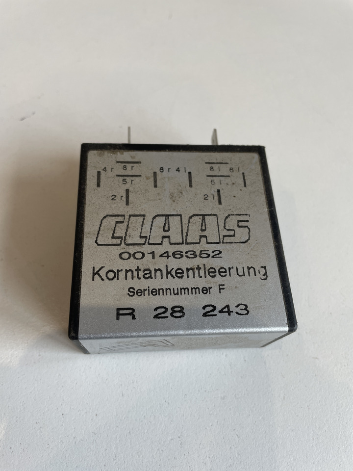 Claas Lexion - moduł obrotu rury wysypu 00146352 0000146352 - Electrical system for Agricultural machinery: picture 1 Claas Lexion - moduł obrotu rury wysypu 00146352 0000146352 - Electrical system for Agricultural machinery: picture 1