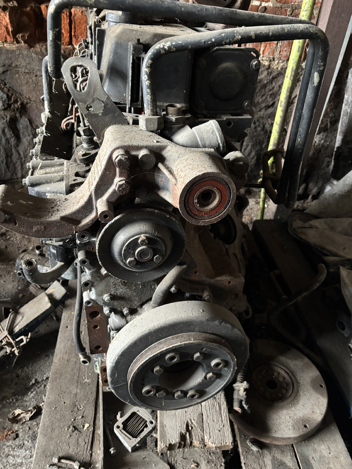 Deutz BF6M1013E Silnik Blok Pokrywa Obudowa Koło Zamachowe Miska Olejowa CZĘŚCI - Flywheel for Agricultural machinery: picture 3 Deutz BF6M1013E Silnik Blok Pokrywa Obudowa Koło Zamachowe Miska Olejowa CZĘŚCI - Flywheel for Agricultural machinery: picture 3