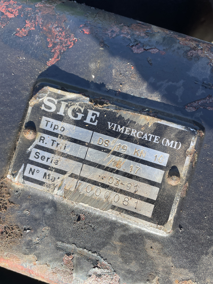 Deutz-Fahr Agrostar - most przedni Sige DS19 KN10 DS19KN10 - Front axle for Agricultural machinery: picture 2 Deutz-Fahr Agrostar - most przedni Sige DS19 KN10 DS19KN10 - Front axle for Agricultural machinery: picture 2