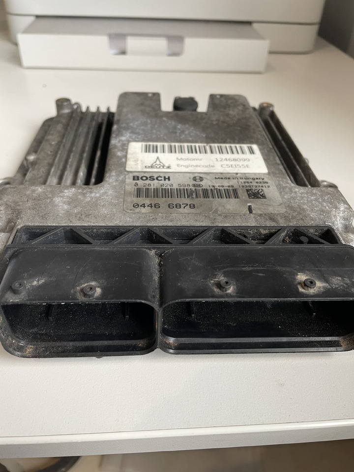 Deutz TD 3.6 L4 TD3.6L4 - sterownik silnika ECU 04466878 0281020598 - ECU for Construction machinery: picture 2 Deutz TD 3.6 L4 TD3.6L4 - sterownik silnika ECU 04466878 0281020598 - ECU for Construction machinery: picture 2