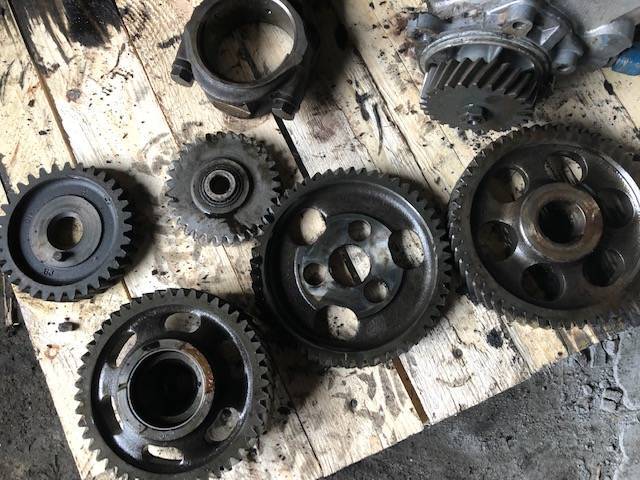 Ford TW Ford fonn-6015-DA - Obudowa Rozrządu - Engine and parts for Agricultural machinery: picture 4 Ford TW Ford fonn-6015-DA - Obudowa Rozrządu - Engine and parts for Agricultural machinery: picture 4