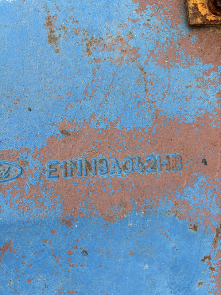 Ford TW10 TW20 TW30 8730 - support osi przedniej 9625687 E1NN3A042HB - Front axle: picture 2 Ford TW10 TW20 TW30 8730 - support osi przedniej 9625687 E1NN3A042HB - Front axle: picture 2