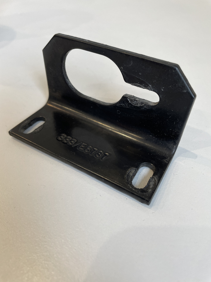 JCB 530 531 540 541 - podstawa czujnika skrętu kół 333/E8737 - Sensor for Agricultural machinery: picture 3 JCB 530 531 540 541 - podstawa czujnika skrętu kół 333/E8737 - Sensor for Agricultural machinery: picture 3