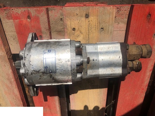 Jcb Fastrack - Pompa Hydrauliczna - Hydraulic pump for Agricultural machinery: picture 1 Jcb Fastrack - Pompa Hydrauliczna - Hydraulic pump for Agricultural machinery: picture 1
