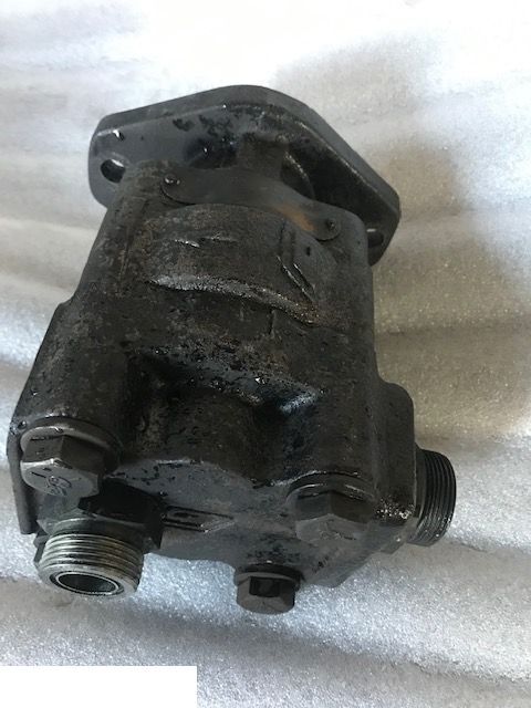 John Deere 3200 3400 - Pompa Hydrauliczna Pompa Oleju - Hydraulic pump for Agricultural machinery: picture 2 John Deere 3200 3400 - Pompa Hydrauliczna Pompa Oleju - Hydraulic pump for Agricultural machinery: picture 2