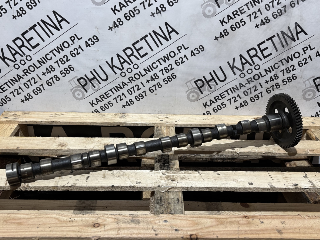 John Deere 6610 6810 6820 6620 Wałek Rozrządu R135440 RE56578 R133812 - Camshaft for Agricultural machinery: picture 4 John Deere 6610 6810 6820 6620 Wałek Rozrządu R135440 RE56578 R133812 - Camshaft for Agricultural machinery: picture 4