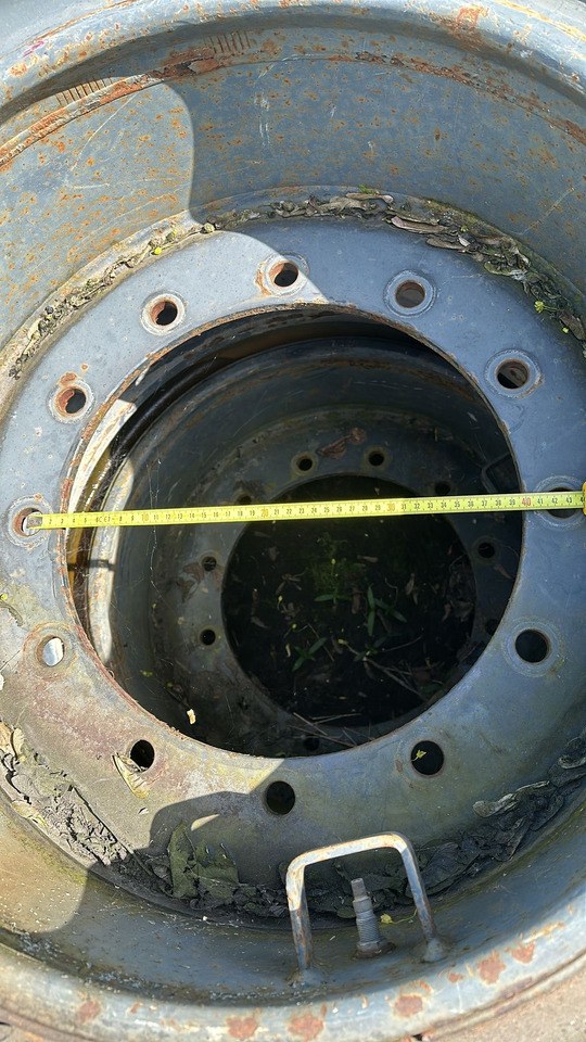 Koła felgi opony pełne - ładowarka - Liebherr Komatsu Ahlmann Volvo 25" - Rim for Agricultural machinery: picture 5 Koła felgi opony pełne - ładowarka - Liebherr Komatsu Ahlmann Volvo 25" - Rim for Agricultural machinery: picture 5