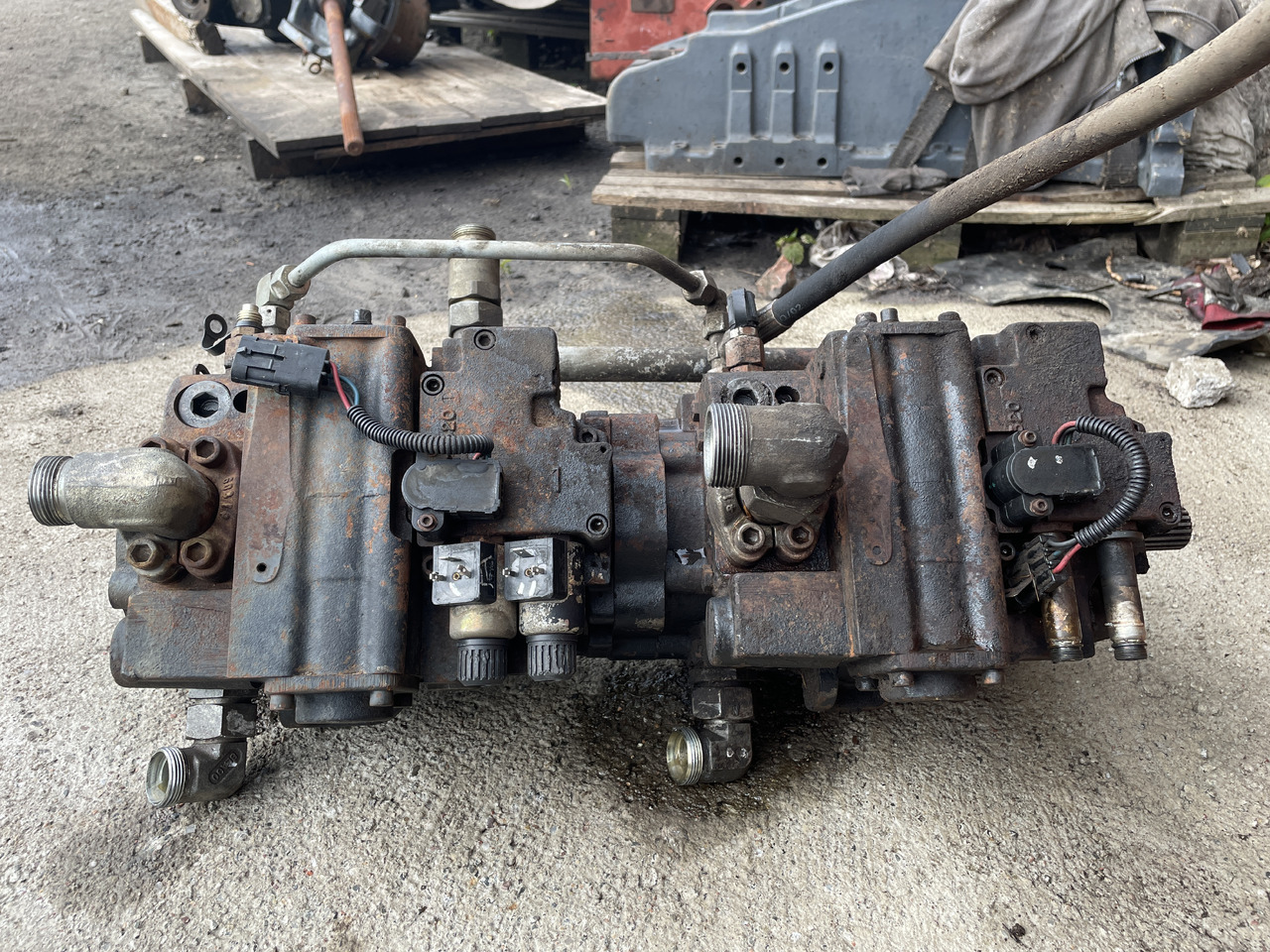 Manitou 634 - skrzynia biegów COM-T4-2024 - Gearbox for Agricultural machinery: picture 3 Manitou 634 - skrzynia biegów COM-T4-2024 - Gearbox for Agricultural machinery: picture 3