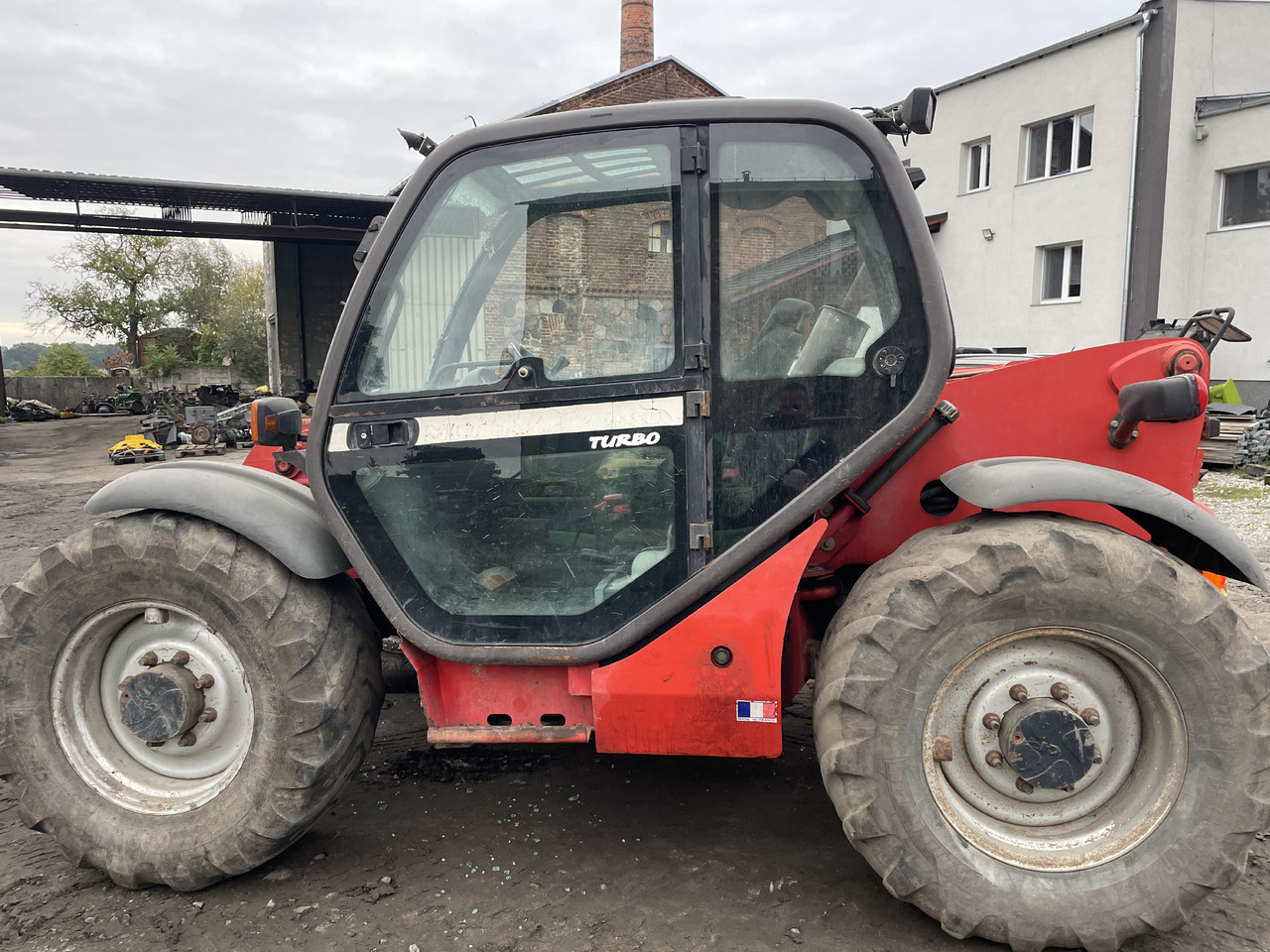Manitou MLT 634 - błotnik błotniki stelaże - Body and exterior for Material handling equipment: picture 2 Manitou MLT 634 - błotnik błotniki stelaże - Body and exterior for Material handling equipment: picture 2