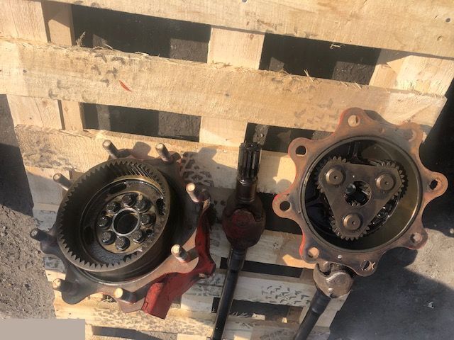 Manitou - Zwolnica Carraro - Final drive for Construction machinery: picture 1 Manitou - Zwolnica Carraro - Final drive for Construction machinery: picture 1