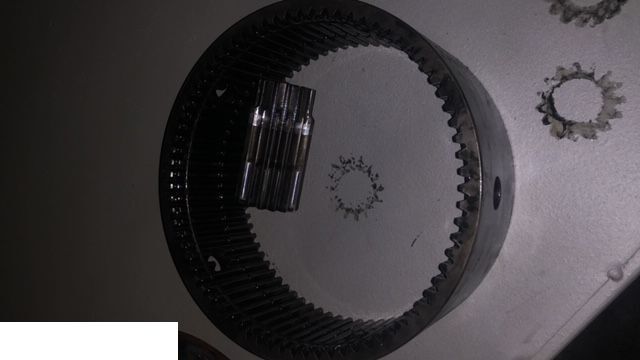 Manitou - Zwolnica Carraro - Final drive for Construction machinery: picture 4 Manitou - Zwolnica Carraro - Final drive for Construction machinery: picture 4