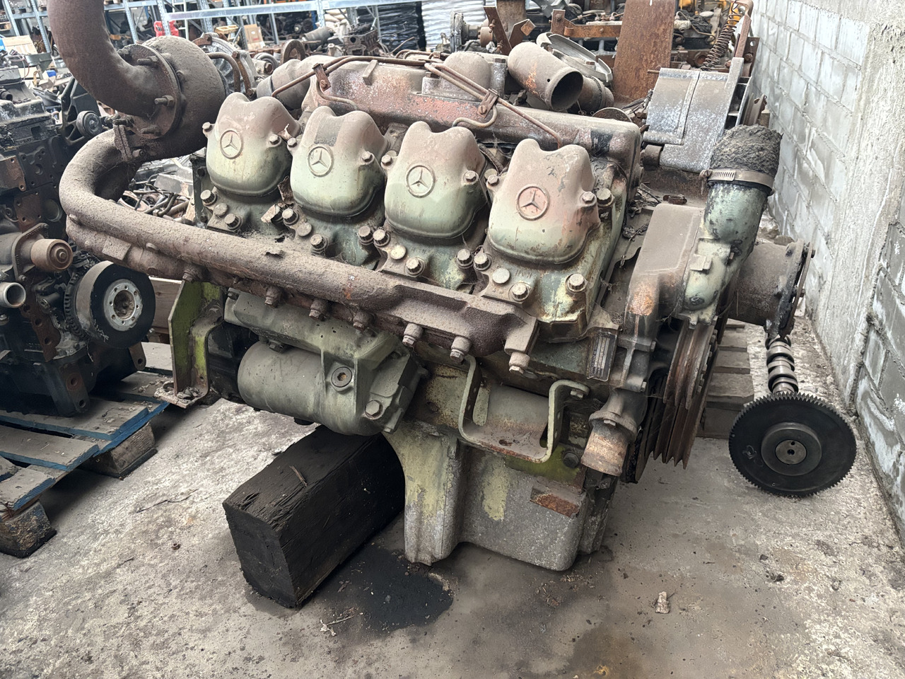 Mercedes OM422A OM 422A 422.901 Silnik Słupek Blok Koło Zamachowe Wał Korbowy Miska CZĘŚCI - Flywheel for Agricultural machinery: picture 1 Mercedes OM422A OM 422A 422.901 Silnik Słupek Blok Koło Zamachowe Wał Korbowy Miska CZĘŚCI - Flywheel for Agricultural machinery: picture 1