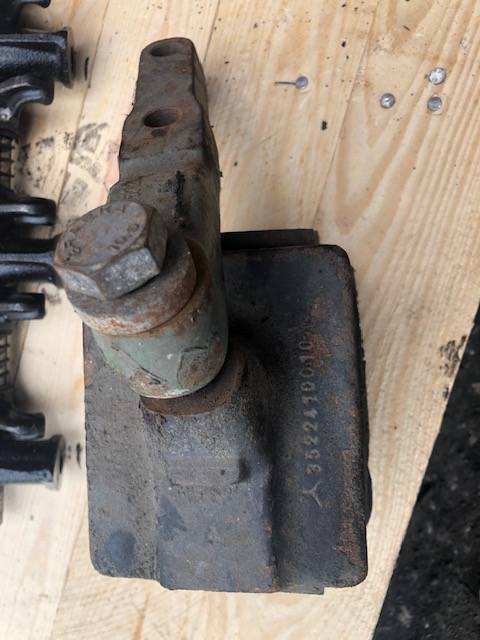 Mercedes Om 352 - Pompa Wody - Coolant pump for Agricultural machinery: picture 3 Mercedes Om 352 - Pompa Wody - Coolant pump for Agricultural machinery: picture 3