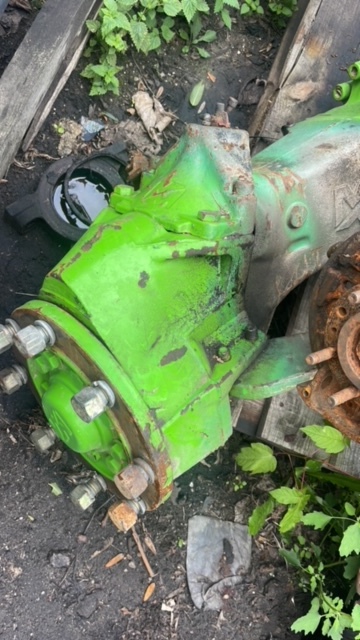 Merlo - Zwolnica | Zwrotnica | Obudowa | Półoś - Drive shaft for Agricultural machinery: picture 1 Merlo - Zwolnica | Zwrotnica | Obudowa | Półoś - Drive shaft for Agricultural machinery: picture 1