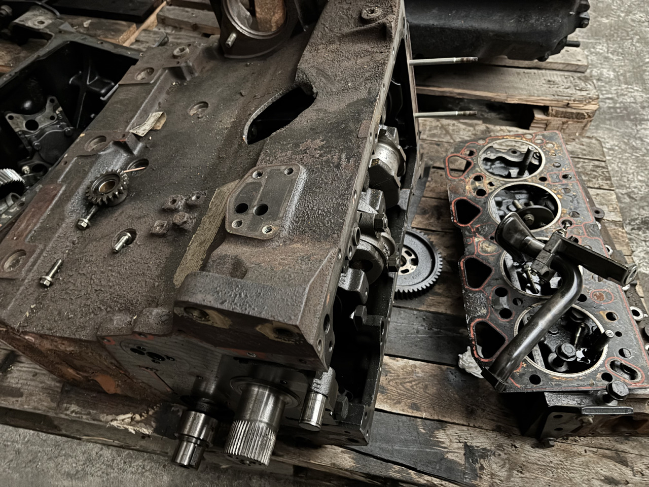 Perkins 1906/2200 Silnik Miska Wał Koło Zamachowe CZĘŚCI - Flywheel for Agricultural machinery: picture 4 Perkins 1906/2200 Silnik Miska Wał Koło Zamachowe CZĘŚCI - Flywheel for Agricultural machinery: picture 4